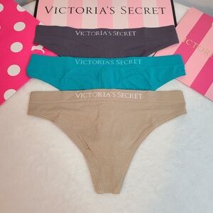 Victoria's Secret 3pk Seamless Stretch Nylon Thong Panties Size XS